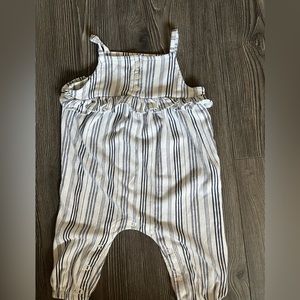 Carters pinstripe Romper. Navy/White size 6 months